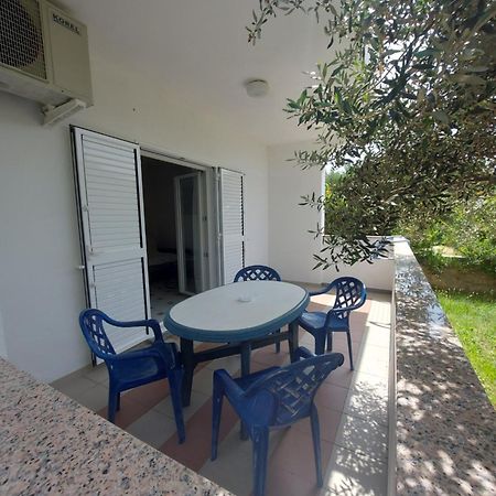 Apartment Elena Vlašići Exterior foto