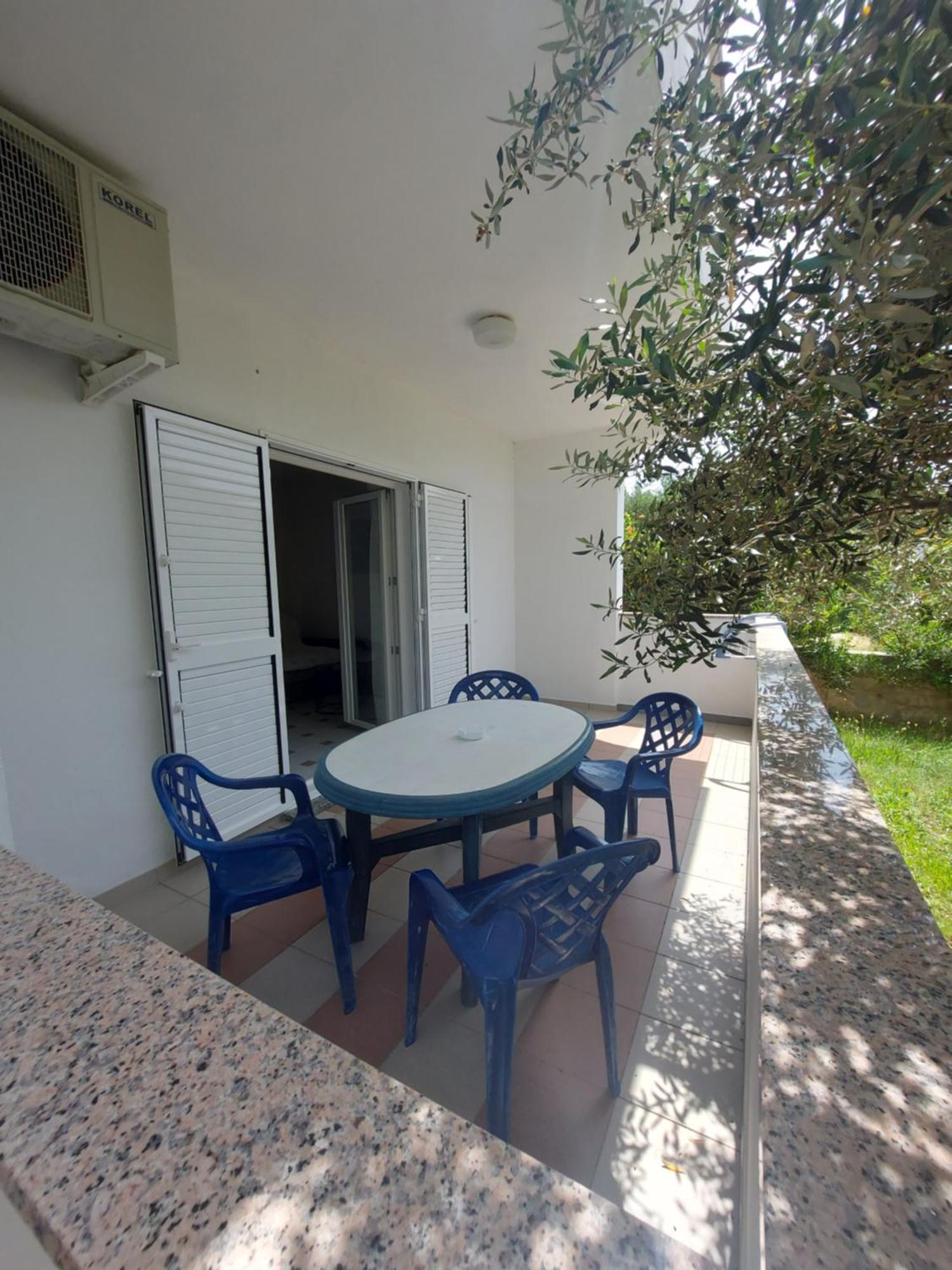 Apartment Elena Vlašići Exterior foto
